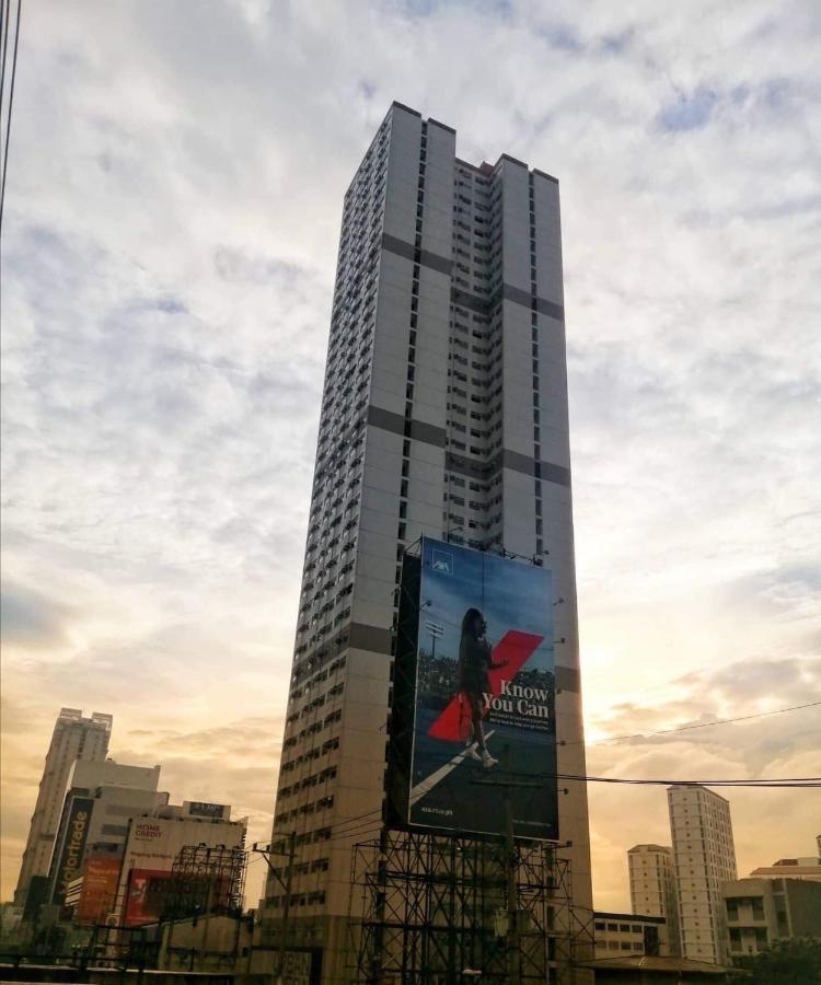 Ferienwohnung Booker Com In Mandaluyong Manila Exterior foto